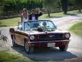 photographe mariage armenien le mas des aureliens arrivee voiture maries