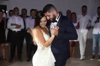 photographe mariage armenien le mas des aureliens premiere danse maries