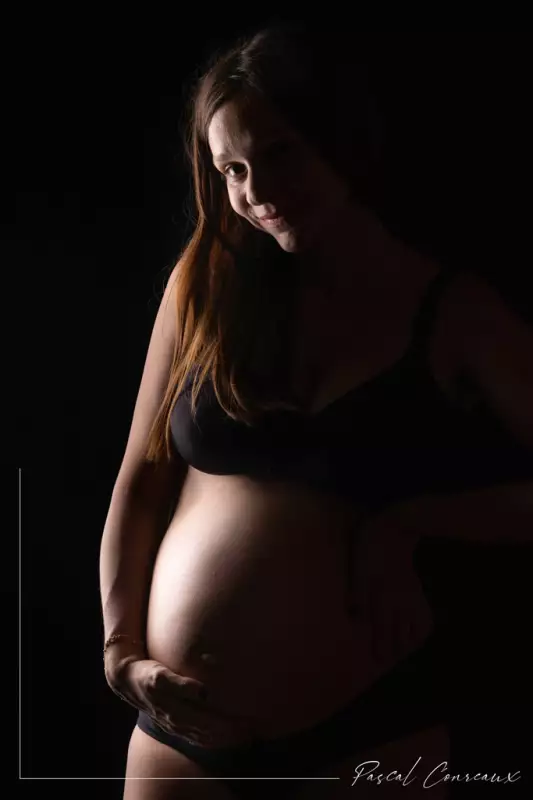 Photographe Grossesse Femme Enceinte Aix-en-Provence