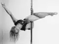 Photographe Shooting Pole Dance dans votre école de poledance en Provence