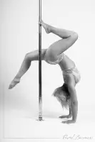 Photographe Shooting Pole Dance dans votre école de poledance en Provence