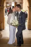 Reportage Photos de mariage : photos de couple mariés, mairie d'Aix-en-Provence