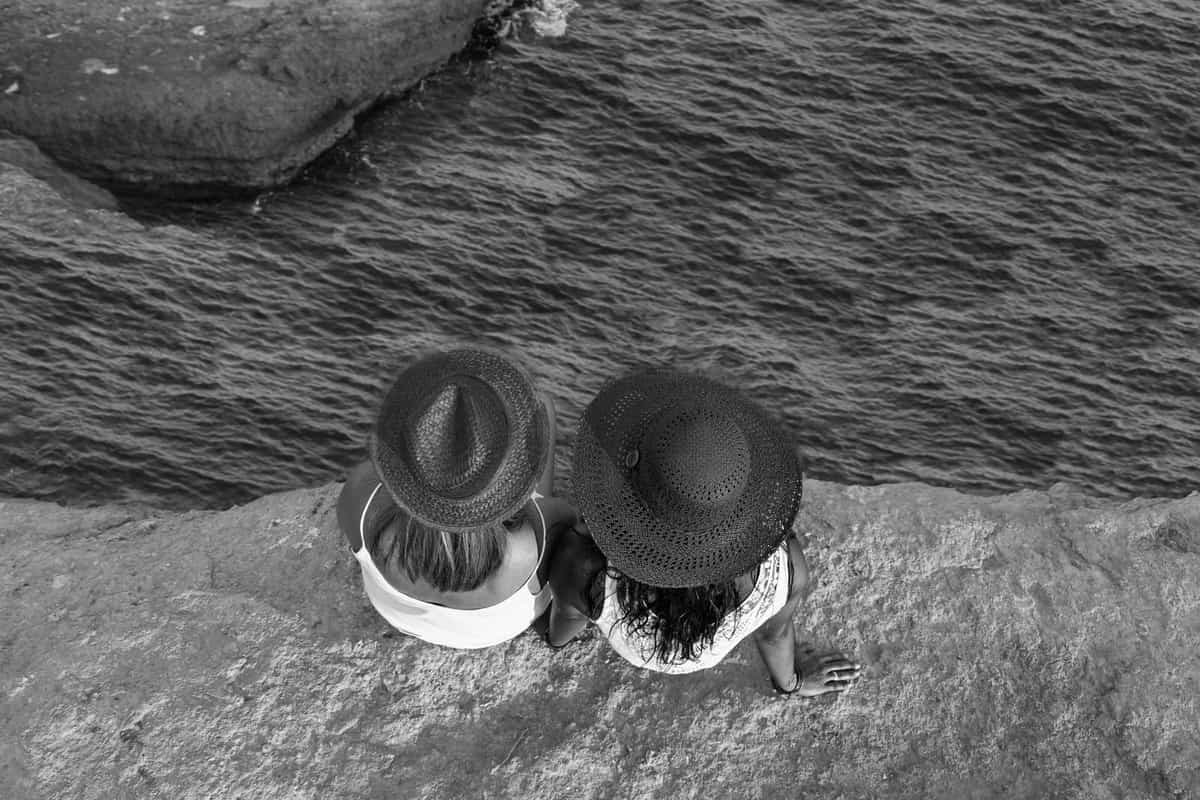 Séance Photos Duo avec deux adorables sœurs en extérieur à Carro